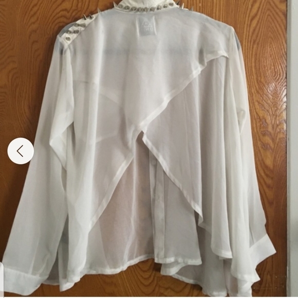 Unif sheer spiked shirt - Picture 5 of 7